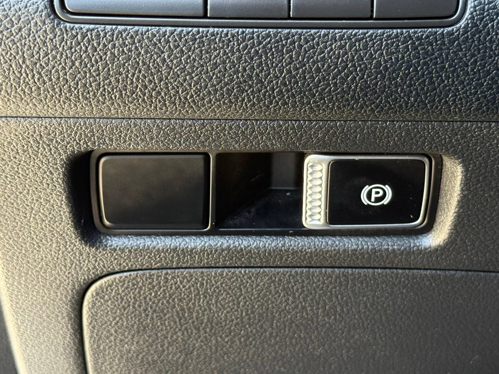 Used 2021 Hyundai Santa Fe SE AWD/4WD image 27