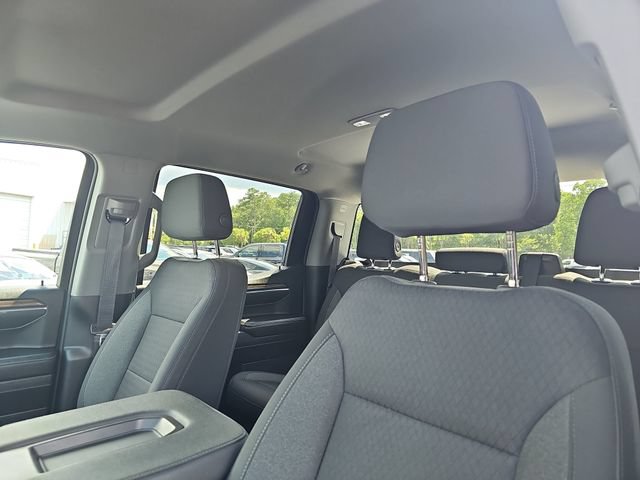 Used 2023 Chevrolet Silverado 1500 LT AWD/4WD image 16