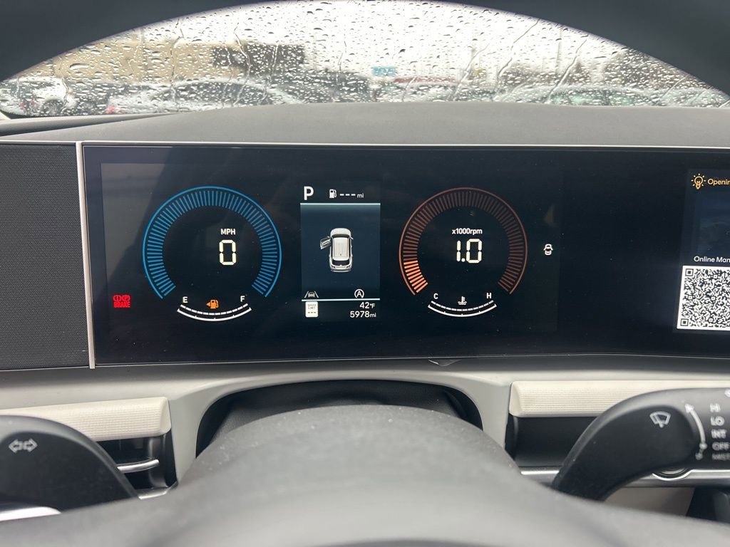 Used 2025 Hyundai Tucson SE image 13