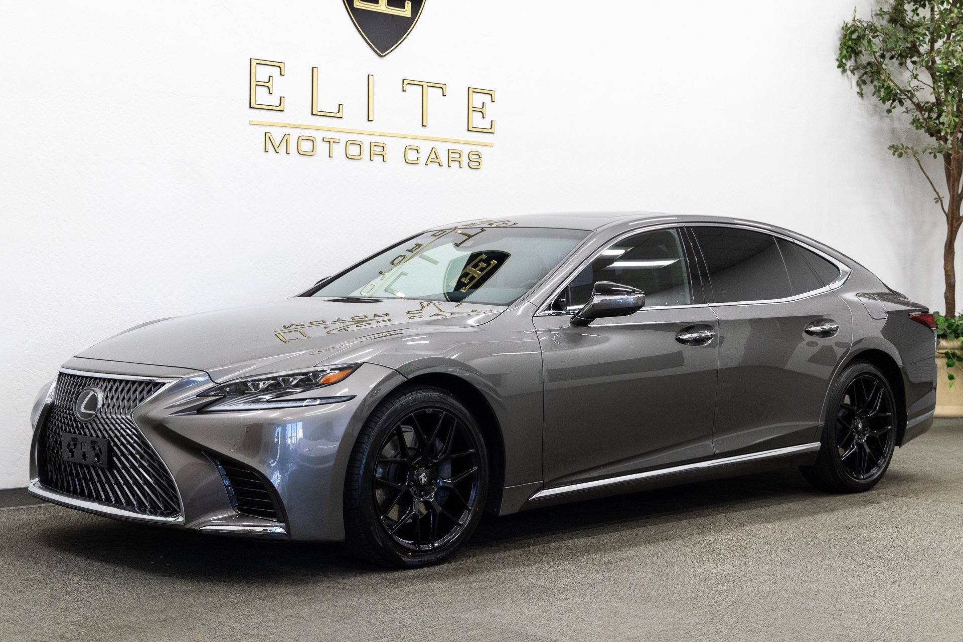 Used 2020 Lexus LS 500 w/ Accessory Package (Z2)
