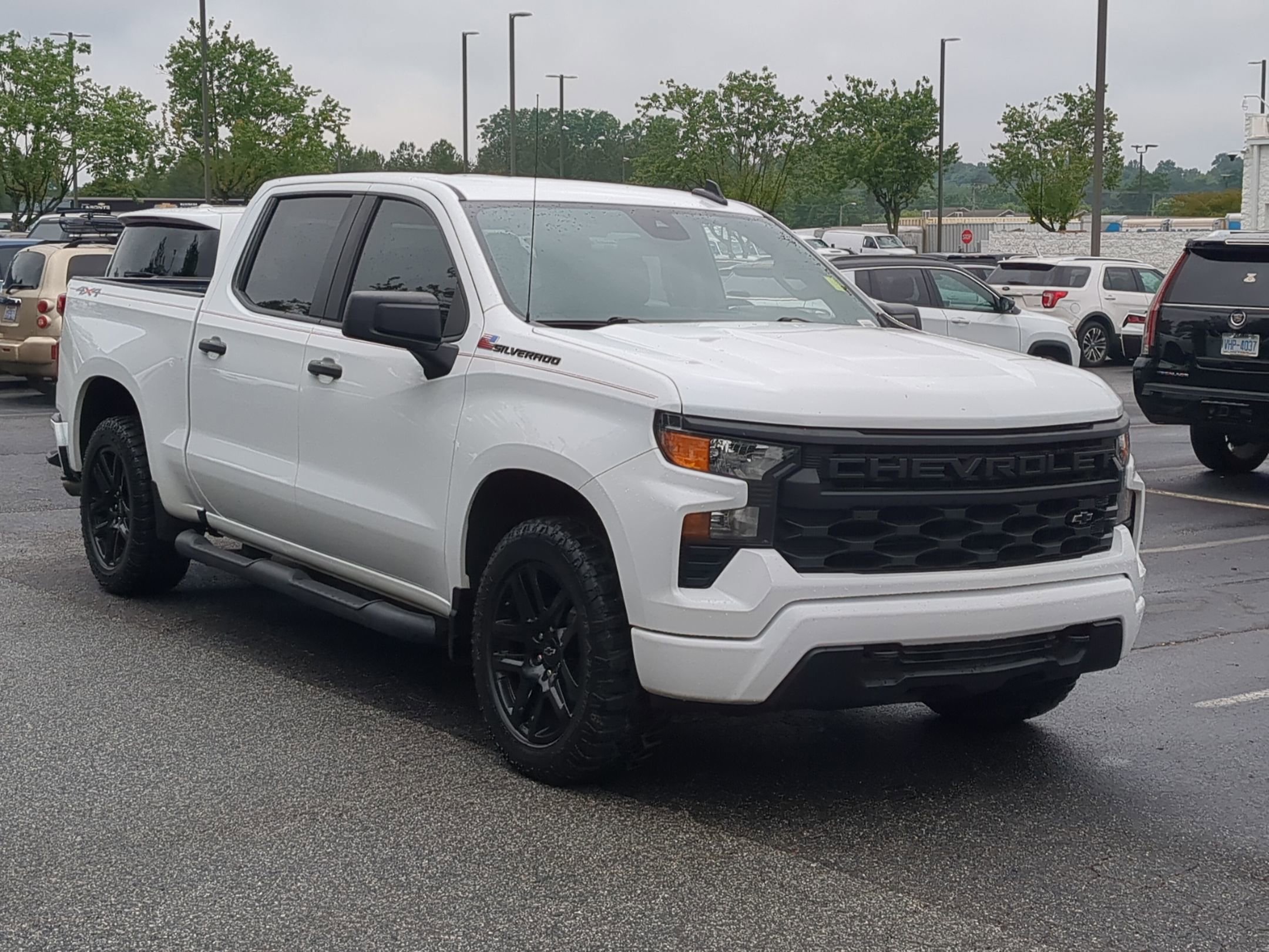 Used 2024 Chevrolet Silverado 1500 Custom w/ Rally Edition AWD/4WD image 2