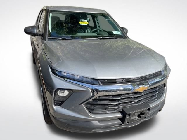 Certified 2025 Chevrolet TrailBlazer LS w/ LS Convenience Package image 4