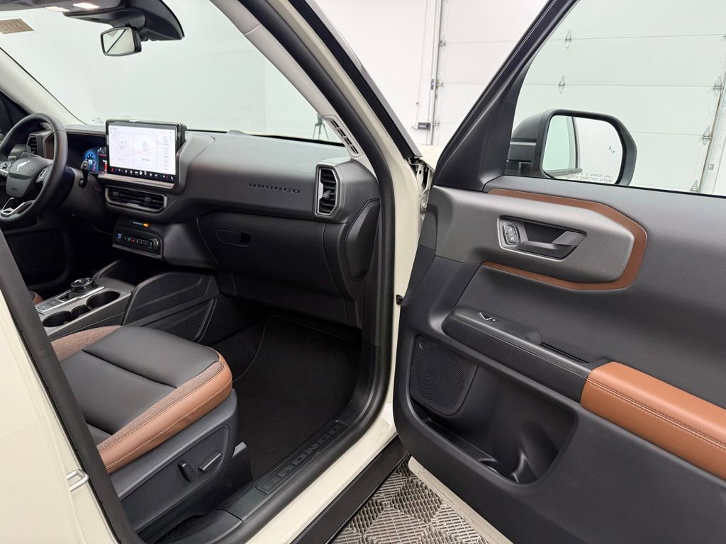 New 2025 Ford Bronco Sport Outer Banks image 24