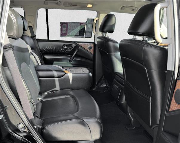 Used 2021 Nissan Armada SL w/ Captain's Chairs Package image 18