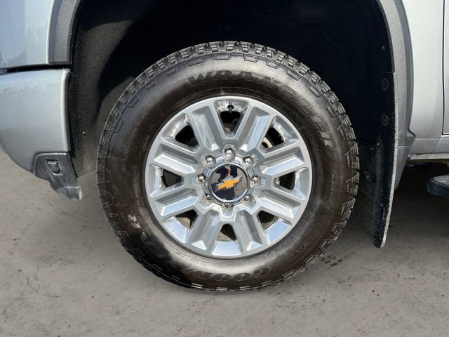 Used 2024 Chevrolet Silverado 3500 High Country w/ Technology Package image 14