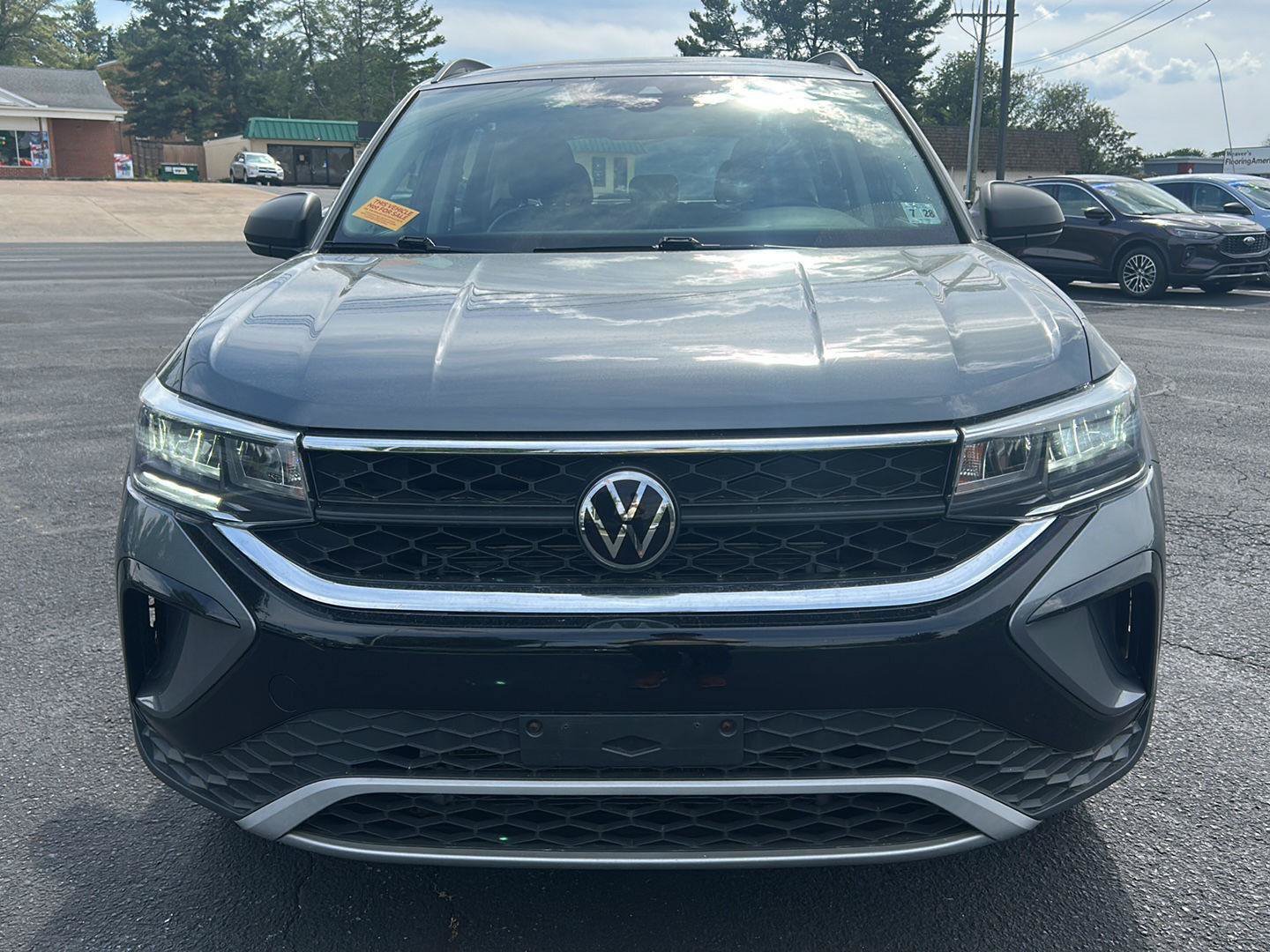 Used 2023 Volkswagen Taos S w/ Driver Assistance Package AWD/4WD image 9