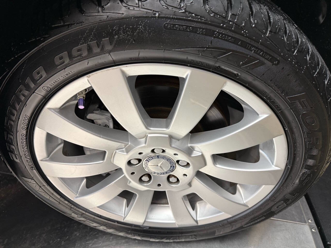 Used 2010 Mercedes-Benz GLK 350 4MATIC image 29