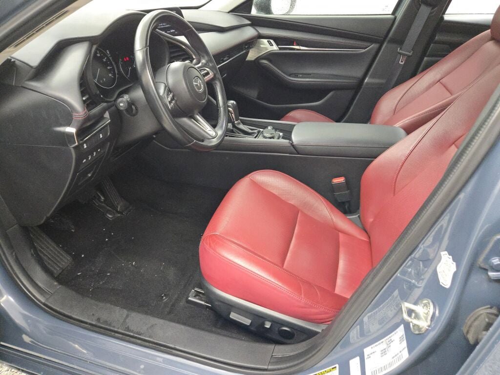 Used 2023 MAZDA MAZDA3 s image 24