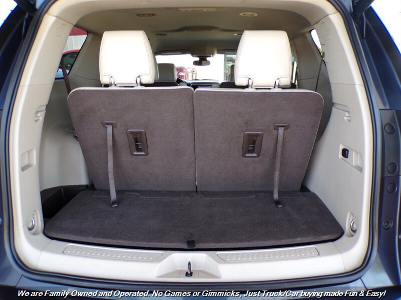 Used 2018 GMC Acadia Denali w/ Technology Package FWD image 9