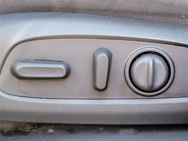 Used 2020 Chevrolet Equinox LT image 4