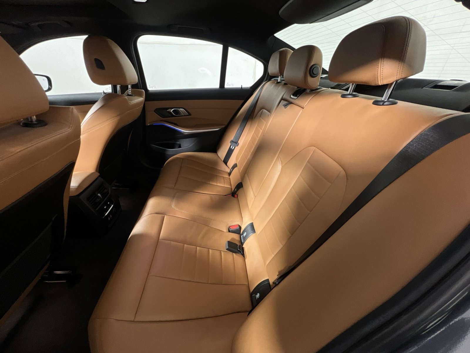 Used 2020 BMW 330i xDrive 330i xDrive w/ Premium Package image 25