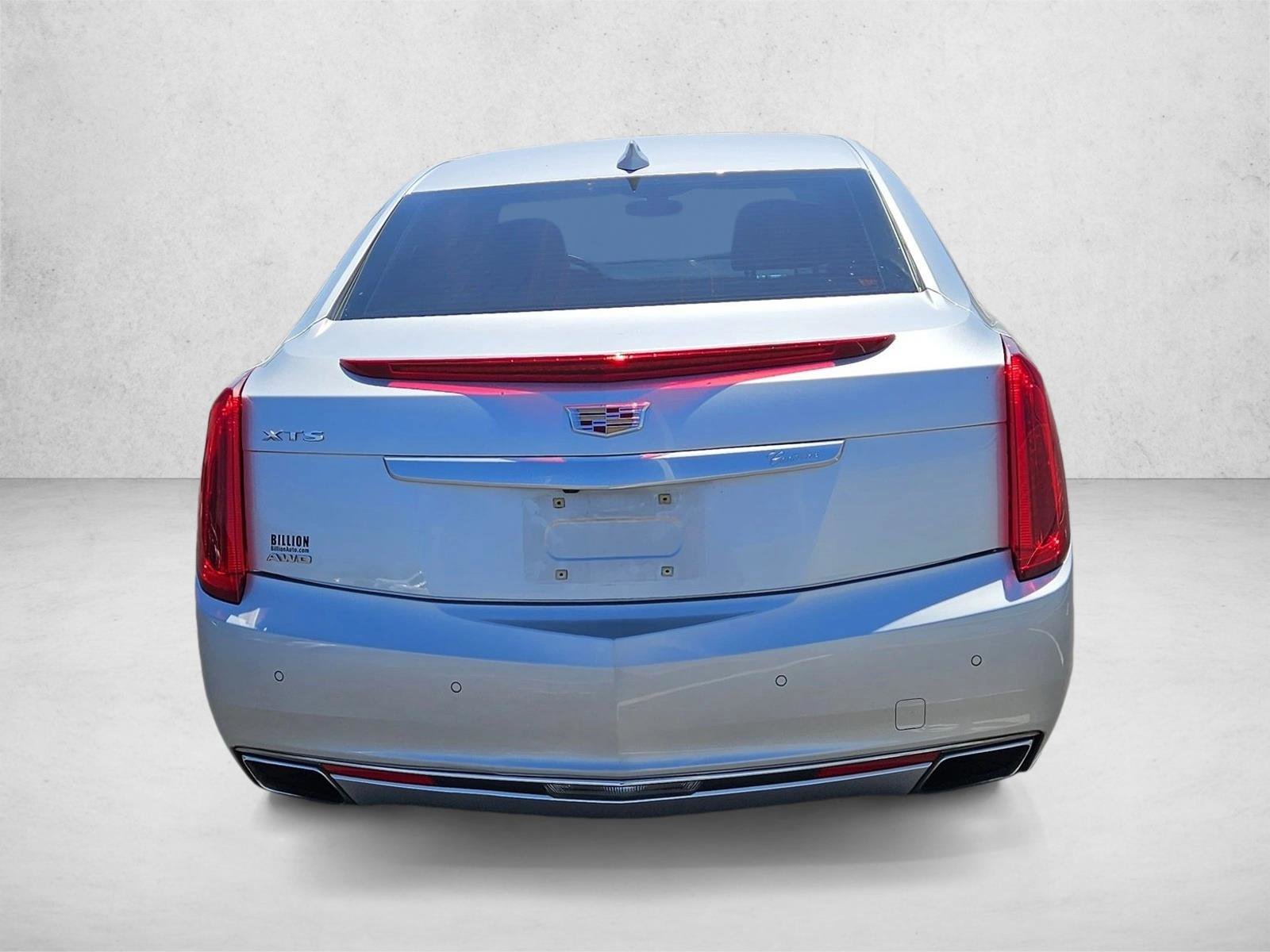 Used 2017 Cadillac XTS Luxury AWD/4WD image 5
