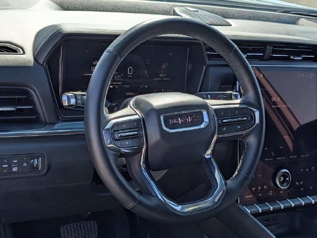 Used 2025 GMC Terrain Elevation AWD/4WD image 17