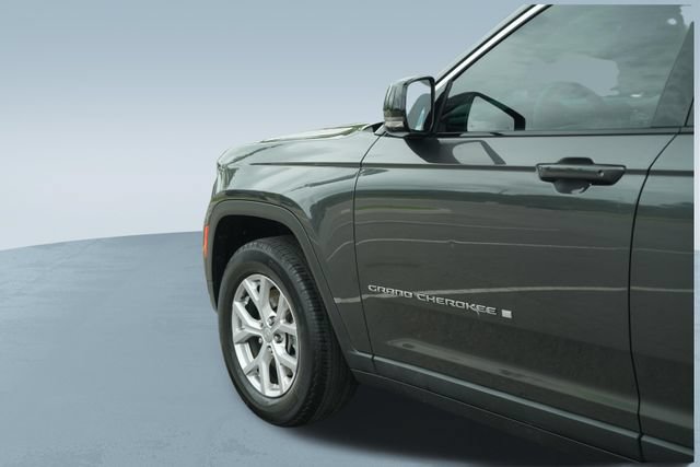 Used 2021 Jeep Grand Cherokee L Limited AWD/4WD image 42