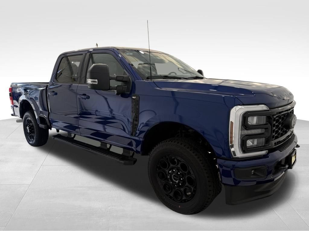 New 2026 Ford F350 XLT w/ XLT Premium Package AWD/4WD image 7