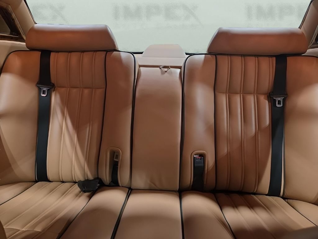 Used 1994 Bentley Brooklands RWD image 9