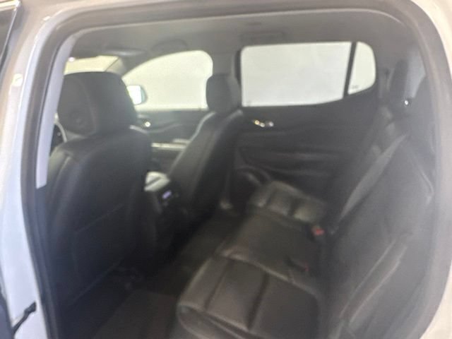 Used 2019 GMC Acadia SLT FWD image 17