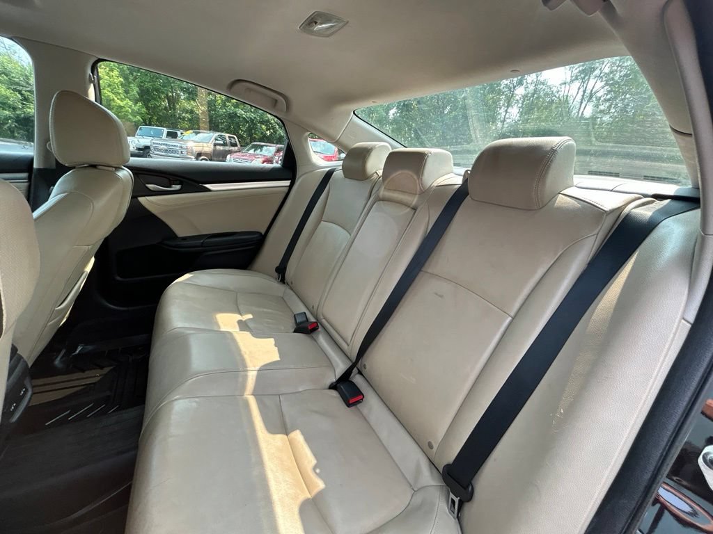 Used 2017 Honda Civic Touring image 29