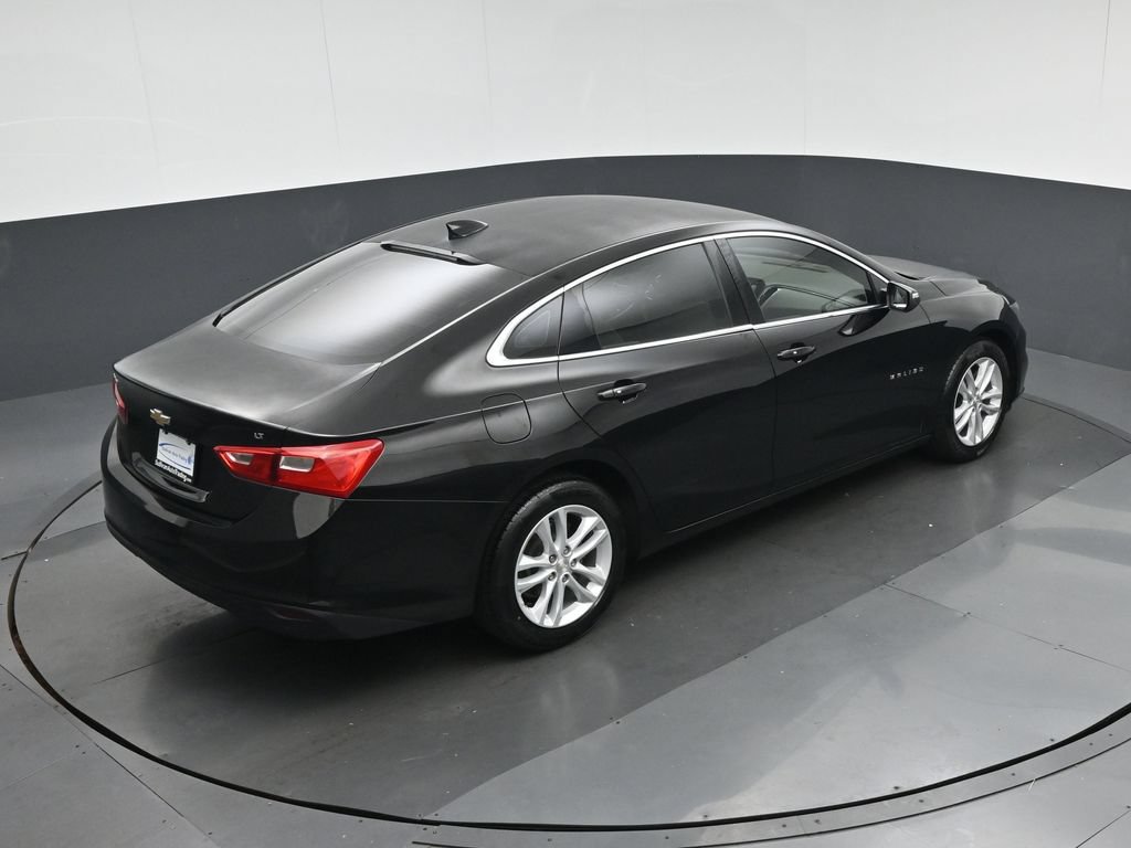 Used 2017 Chevrolet Malibu LT FWD image 57