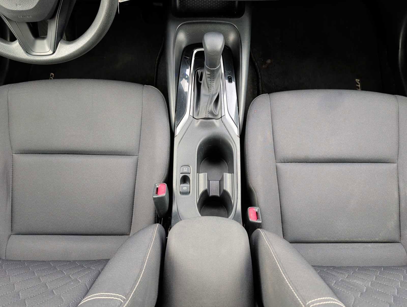 Used 2023 Toyota Corolla LE image 20