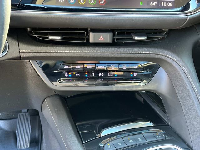 Used 2022 Buick Envision Avenir w/ Premium Seat Package AWD/4WD image 37