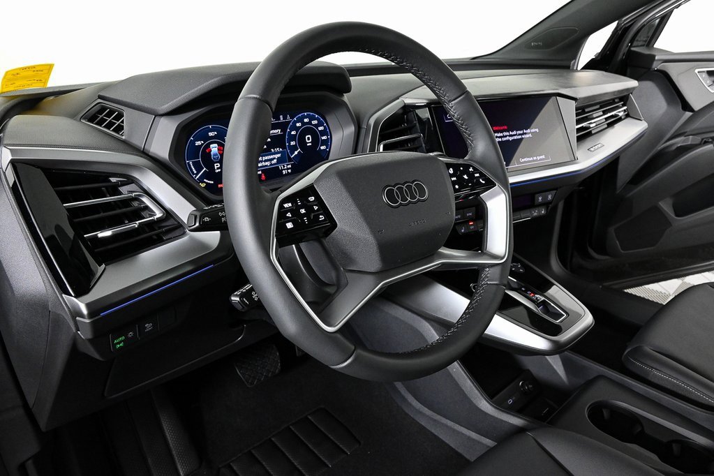 New 2025 Audi Q4 e-tron Prestige image 4