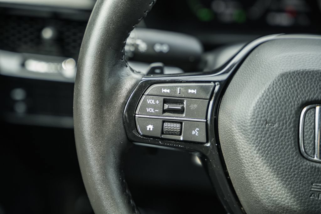 Used 2023 Honda CR-V Sport Touring image 33