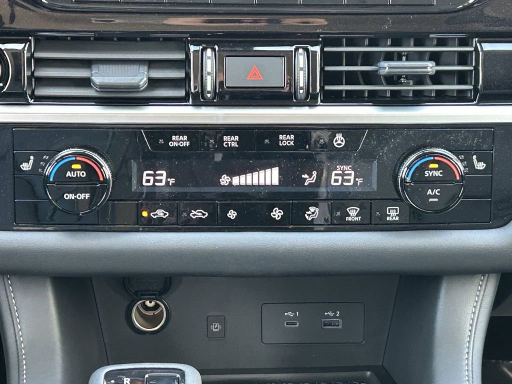 New 2025 Nissan Pathfinder SL image 14