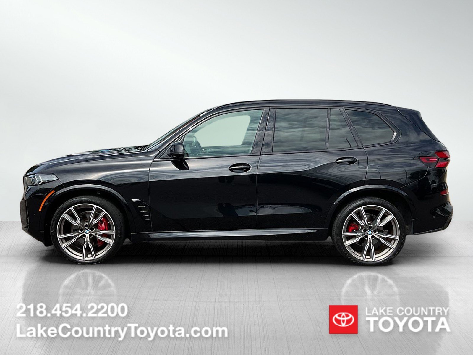 Used 2024 BMW X5 xDrive40i AWD/4WD image 2