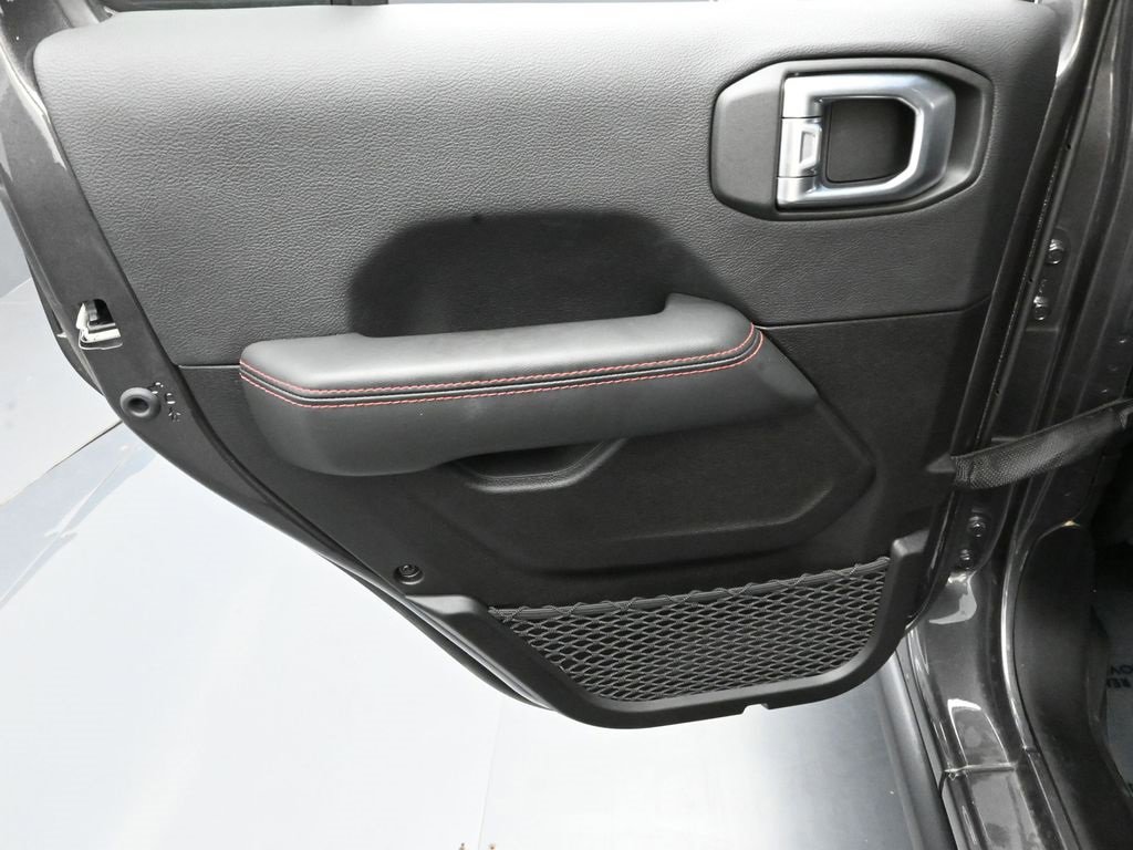 Certified 2025 Jeep Wrangler Unlimited Rubicon image 13