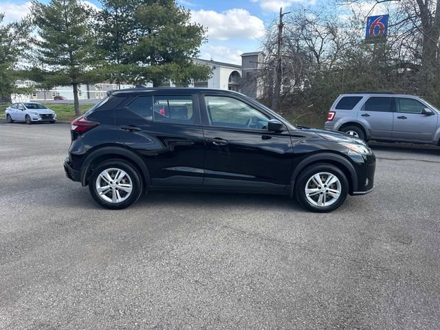 Certified 2024 Nissan Kicks S image 3