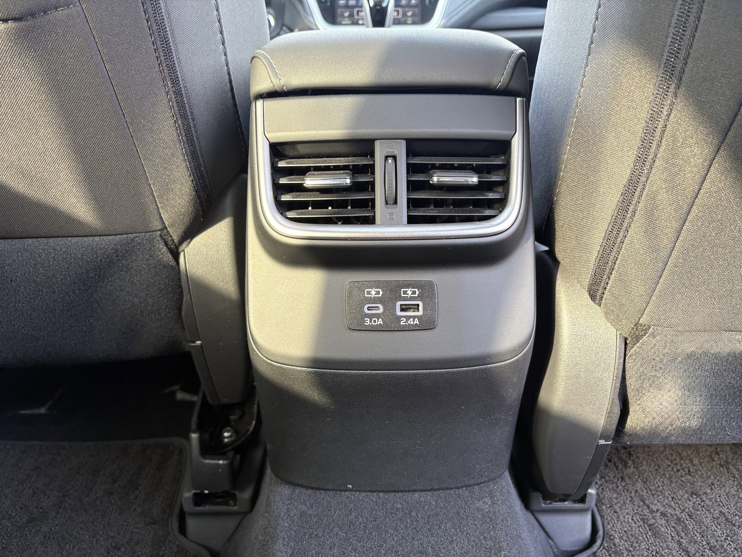 Certified 2025 Subaru Outback Premium image 33