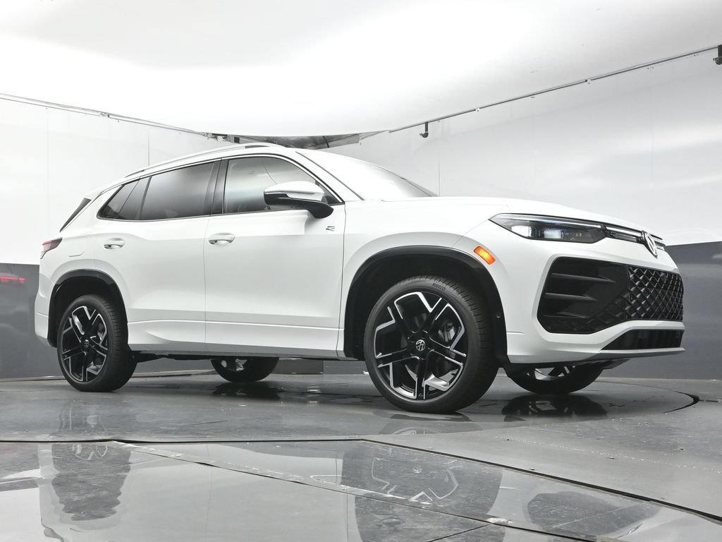 New 2026 Volkswagen Tiguan SEL R-Line AWD/4WD image 41