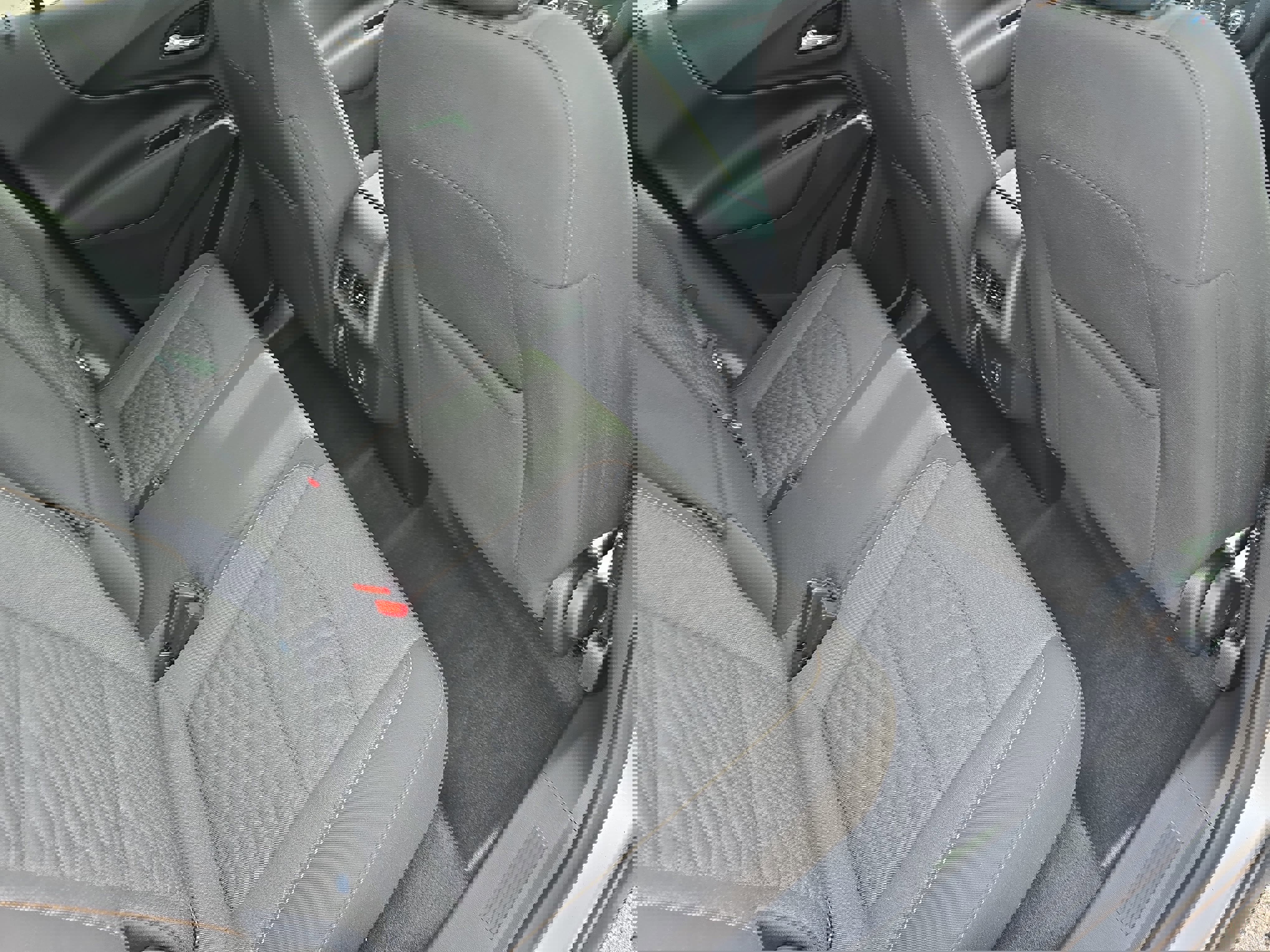 Used 2020 Chevrolet Equinox LT image 12