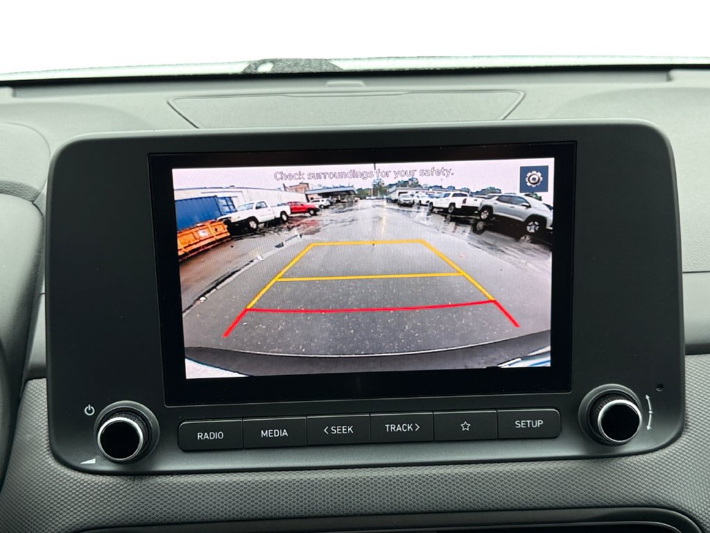 Used 2023 Hyundai Kona SEL AWD/4WD image 15