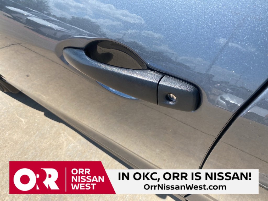 New 2025 Nissan Kicks Play S image 11