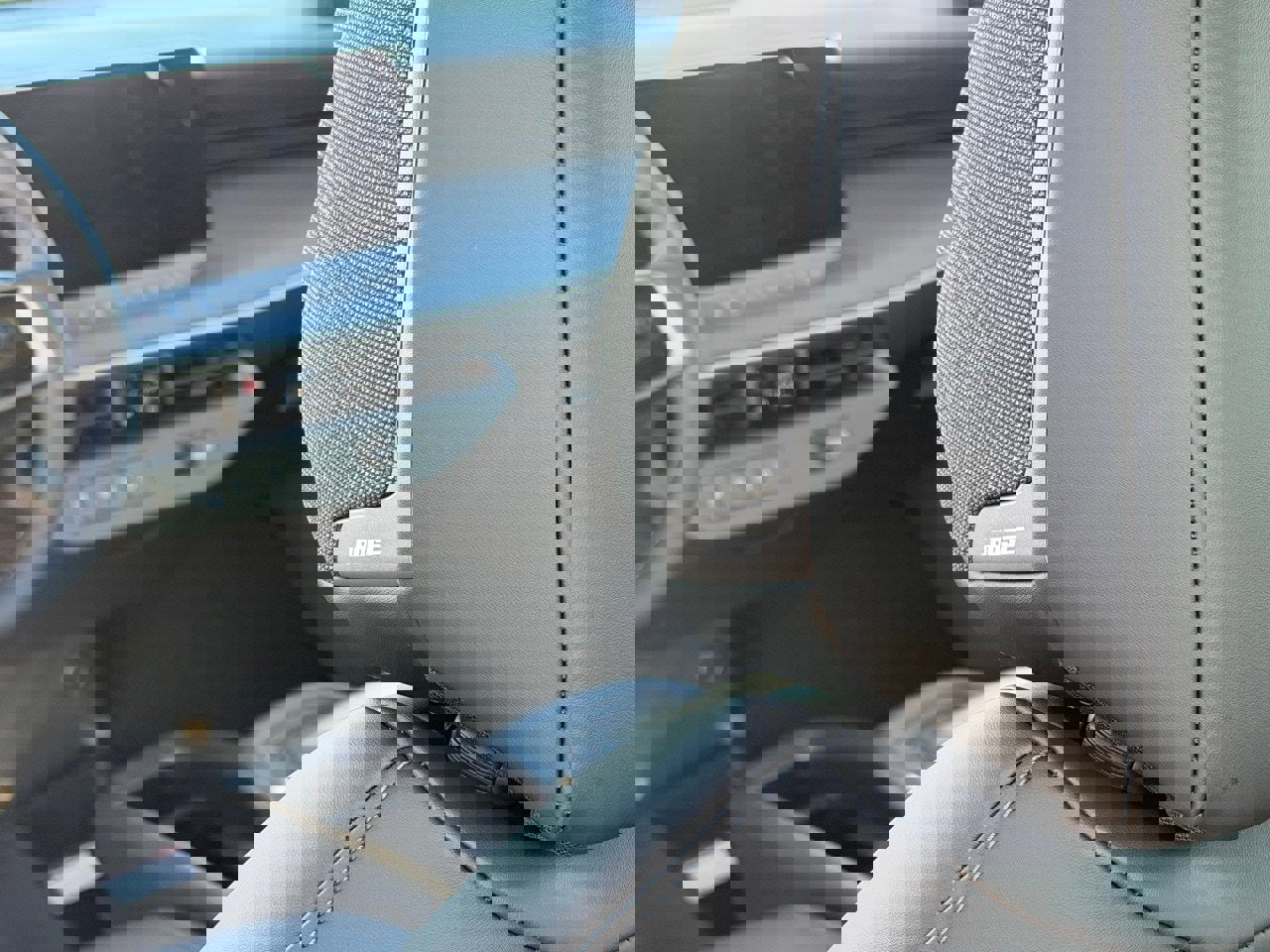 New 2026 Nissan Leaf Platinum+ w/ Cargo Package (Platinum+) image 23