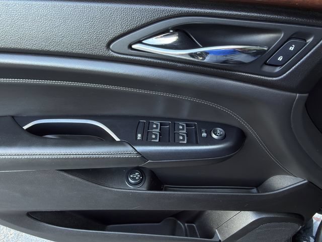 Used 2015 Cadillac SRX Luxury w/ Driver Awareness Package FWD image 26