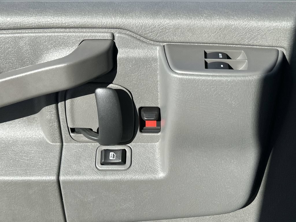 New 2025 GMC Savana 3500 w/ Power Convenience Package RWD image 22