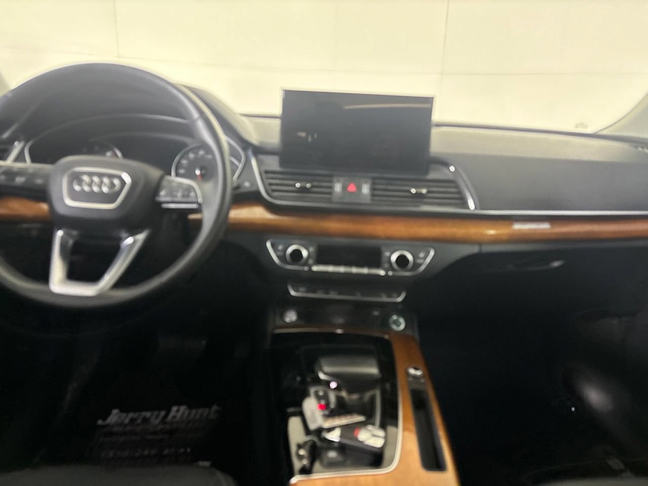 Used 2023 Audi Q5 2.0T Premium w/ Convenience Package AWD/4WD image 24