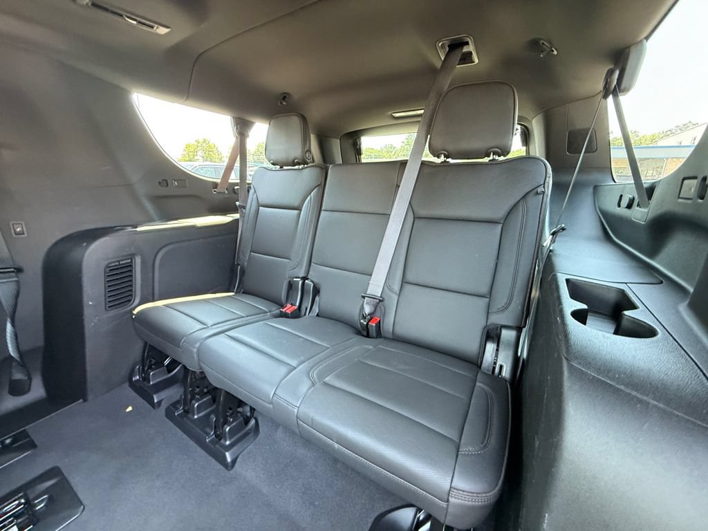 Used 2024 Chevrolet Suburban High Country w/ Premium Package AWD/4WD image 26