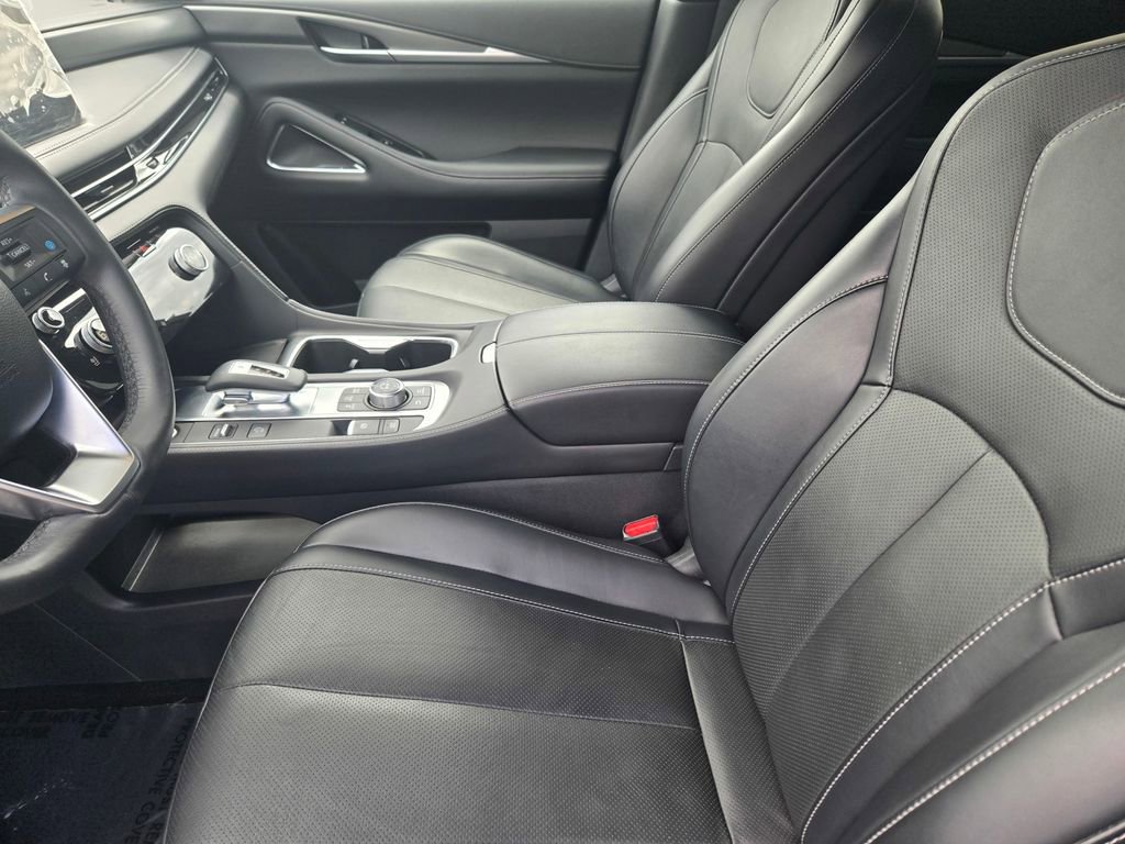 Used 2023 INFINITI QX60 Luxe w/ Performance Audio Package image 12