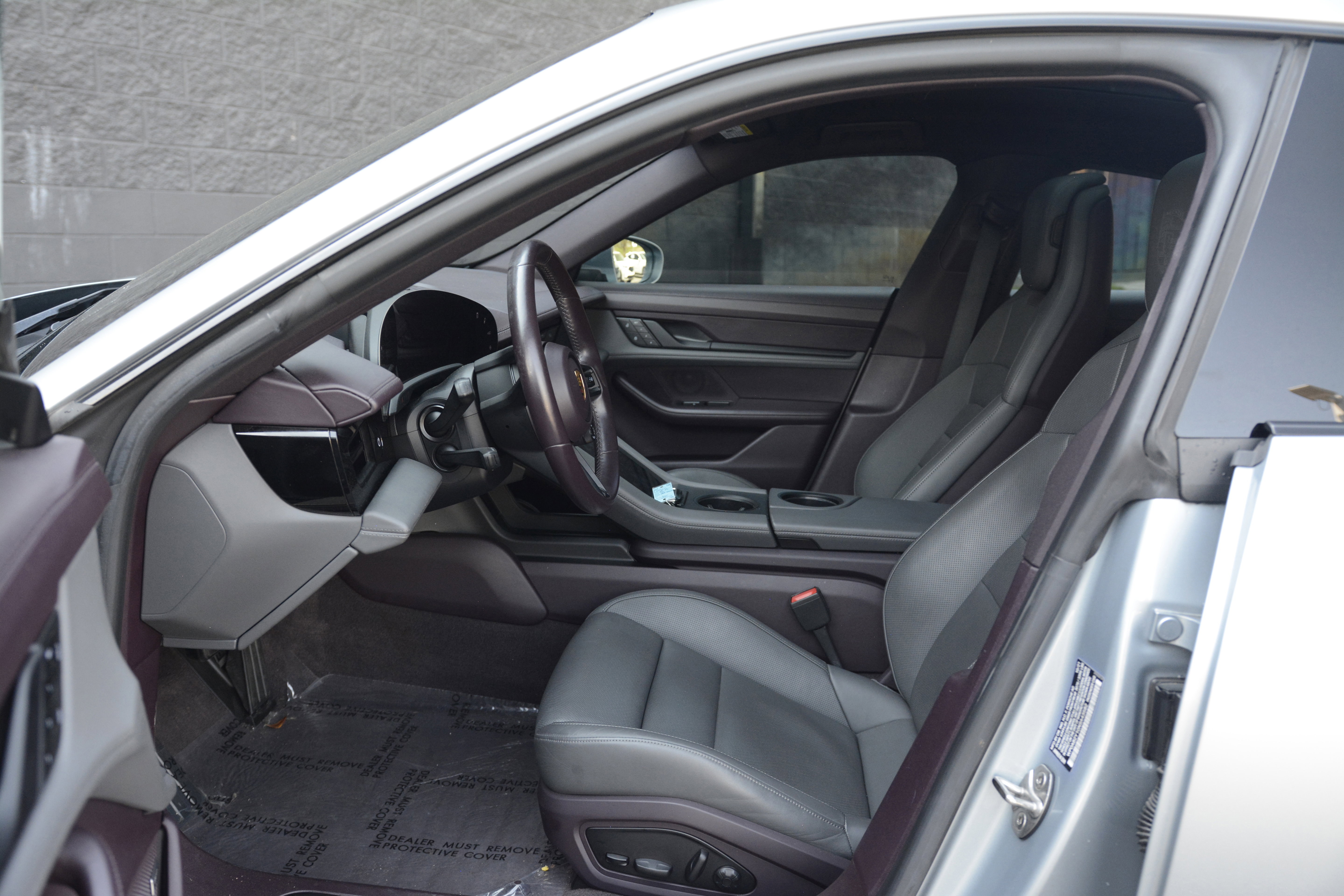 Certified 2022 Porsche Taycan 4S image 16