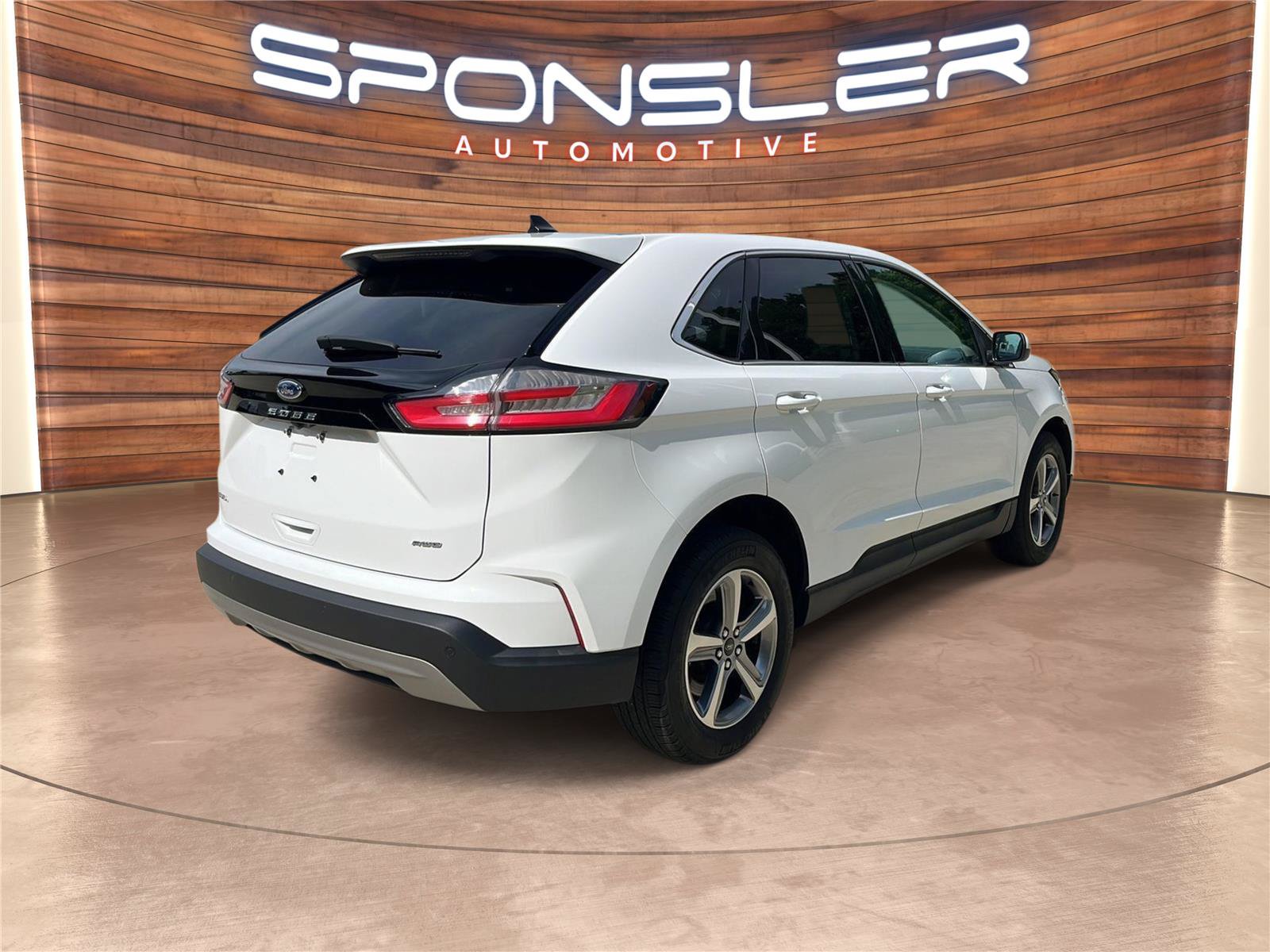 Used 2023 Ford Edge SEL w/ Convenience Package AWD/4WD image 7