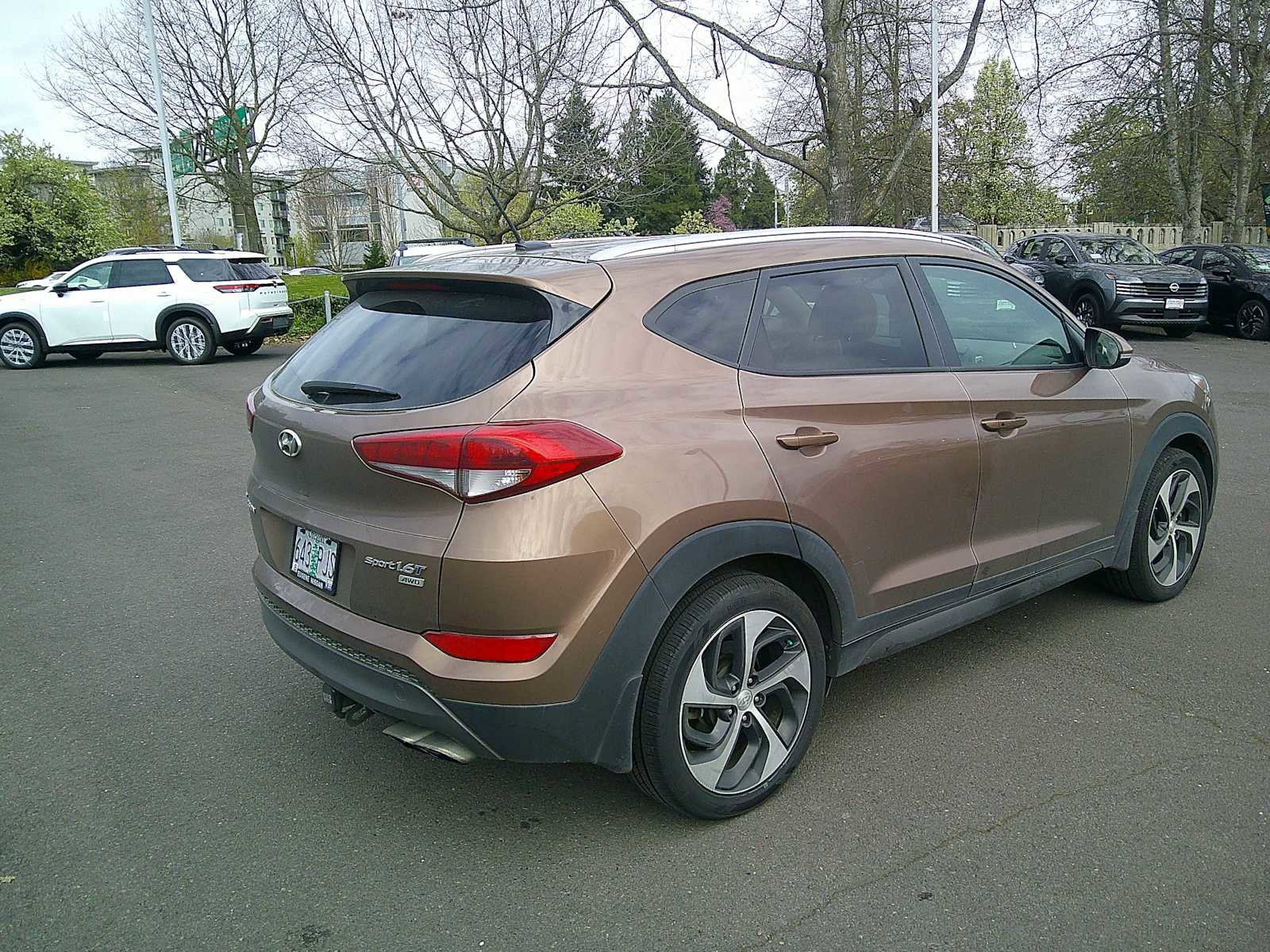 Used 2016 Hyundai Tucson Sport image 5