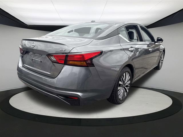 Used 2024 Nissan Altima 2.5 SV image 10