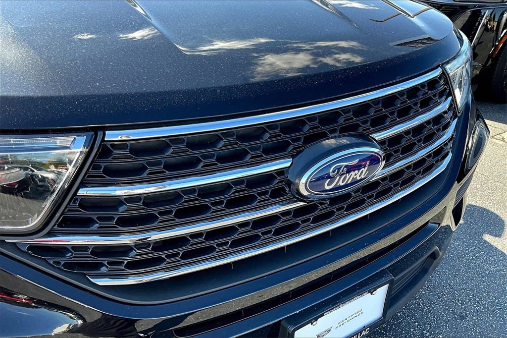 Used 2023 Ford Explorer XLT image 31