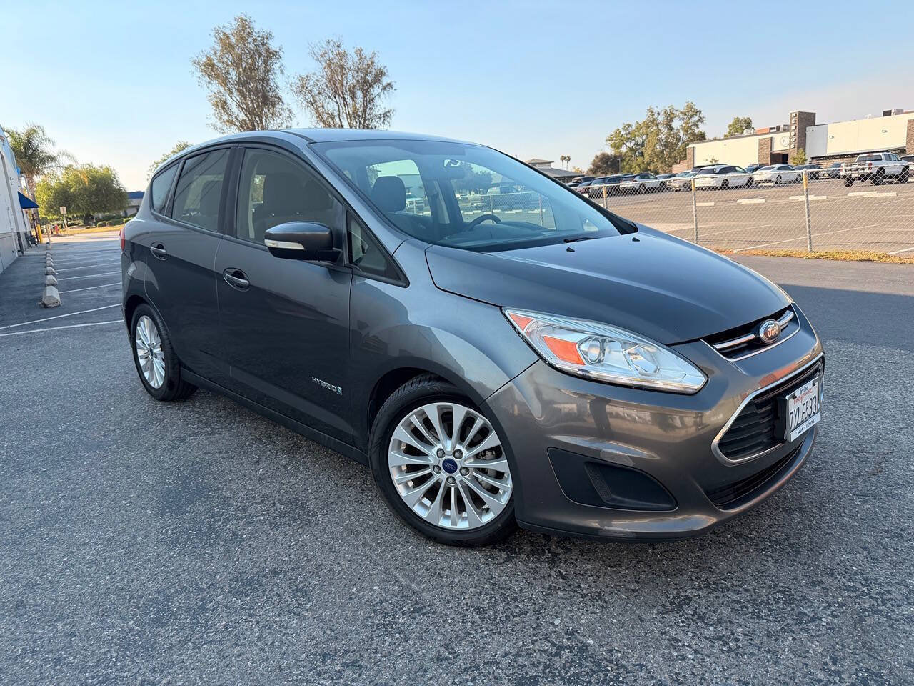 Used 2017 Ford C-MAX SE FWD image 5