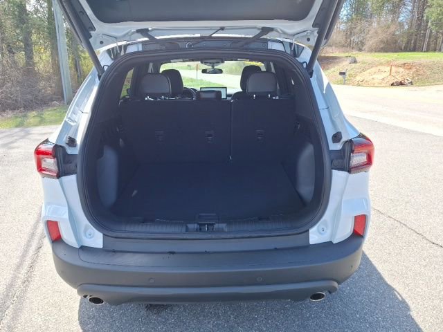 Certified 2025 Ford Escape ST-Line w/ Equipment Group 301A image 20