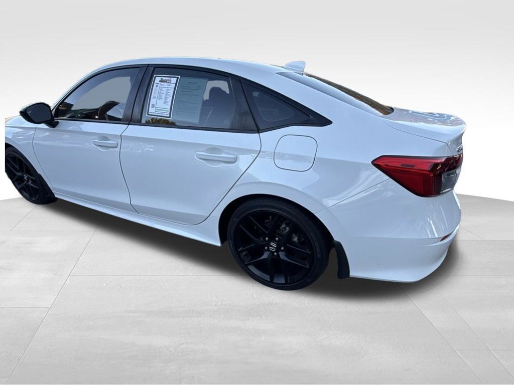 Used 2024 Honda Civic Sport image 3